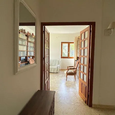Villa 3 Pieces Avec Jardin Prive A Porto-vecchio - Fr-1-62-162